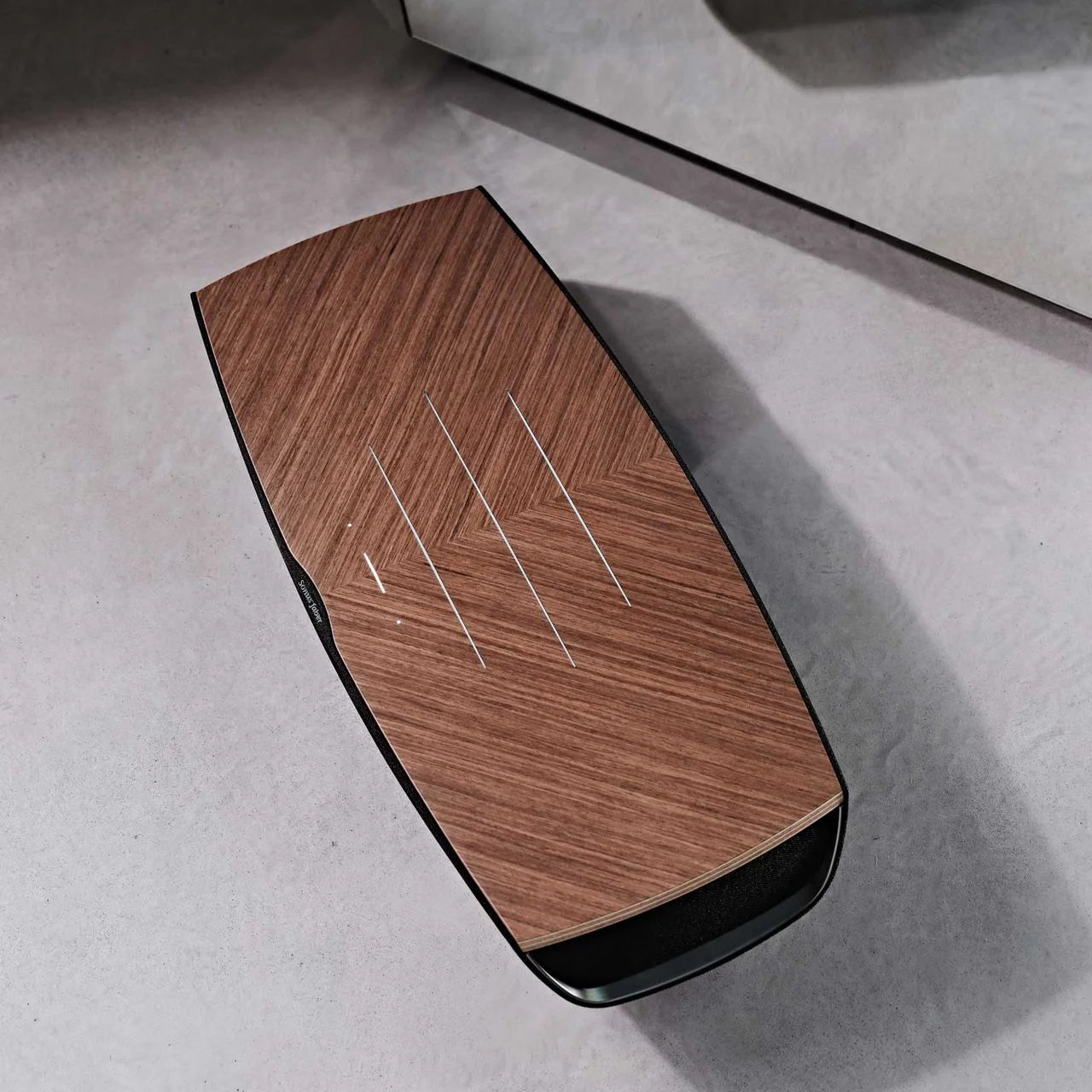 Sonus Faber Omnia, Wireless Speaker System