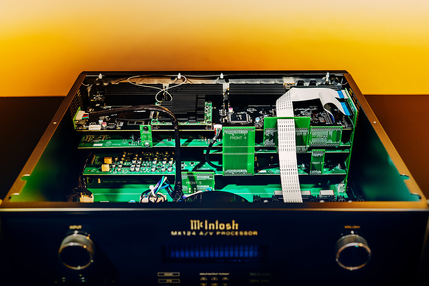 McIntosh MX124, Heimkino A/V Prozessor