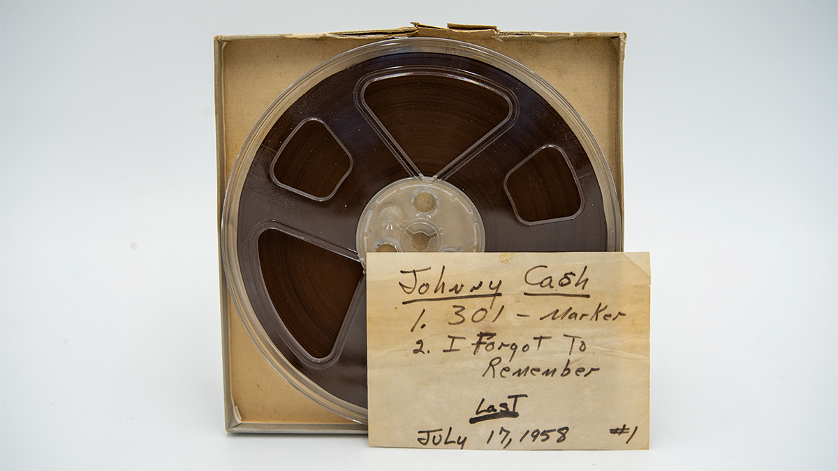 McIntosh Vinyl, SESSIONS Volume 2: Pure Johnny Cash